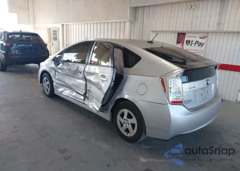 2010 Toyota Prius Ii z USA, uszkodzony, nr VIN JTDKN3DU7A0116497